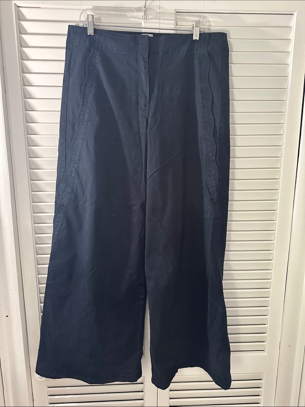 Maeve washed black Wide-Leg chino Pants with scallop detail down the side